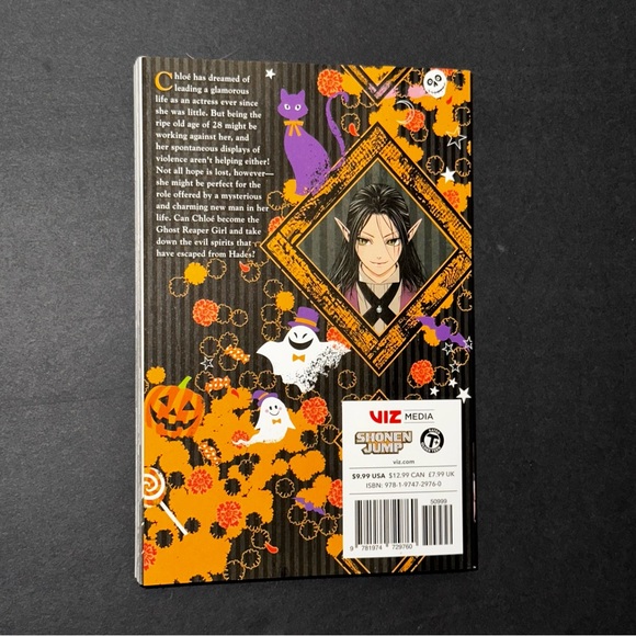 Ghost Reaper Girl volume 1 manga story and art by Alissa Saiké - Picture 2 of 2